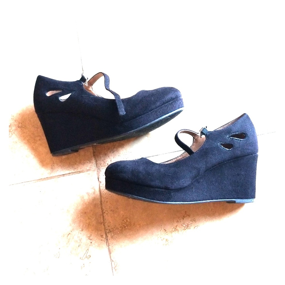 Girls suede-look wedges
